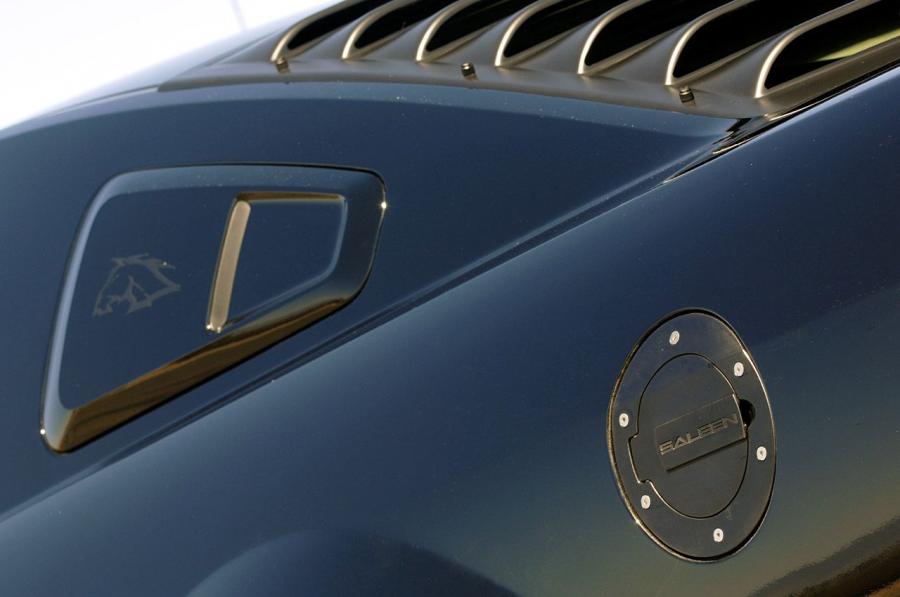 Детали экстерьера Saleen Dark Horse 2009 года  (фото 28 из 34)